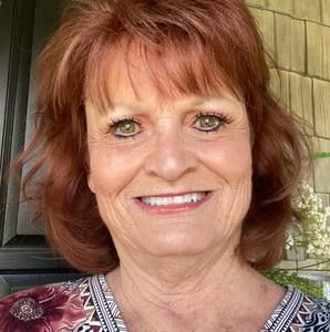 Meet your Posher, Connie